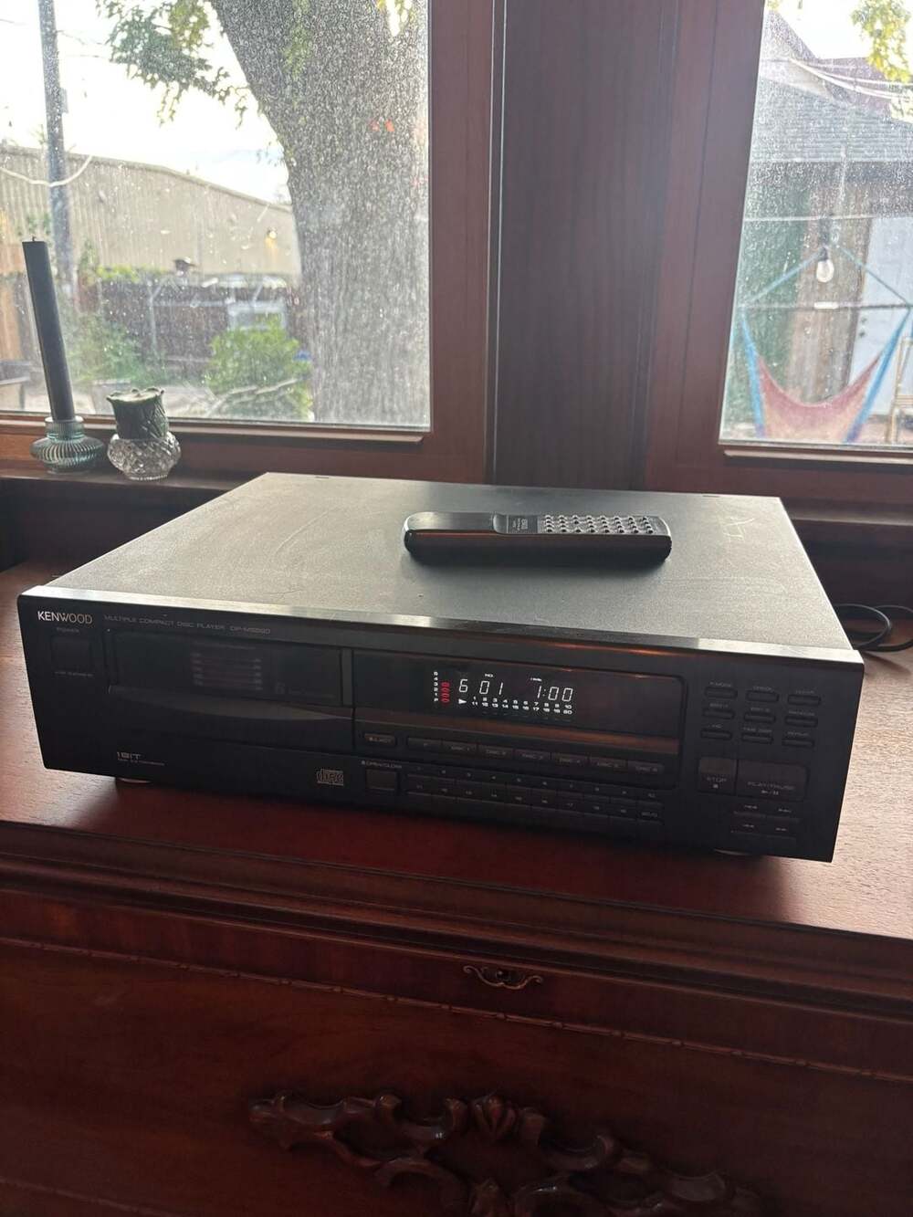 Vintage Kenwood DP-M5550 Multiple Compact Disc Player With Remote 6-CD